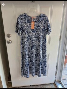 Blue and White Floral Midi Dress, Short Sleeve